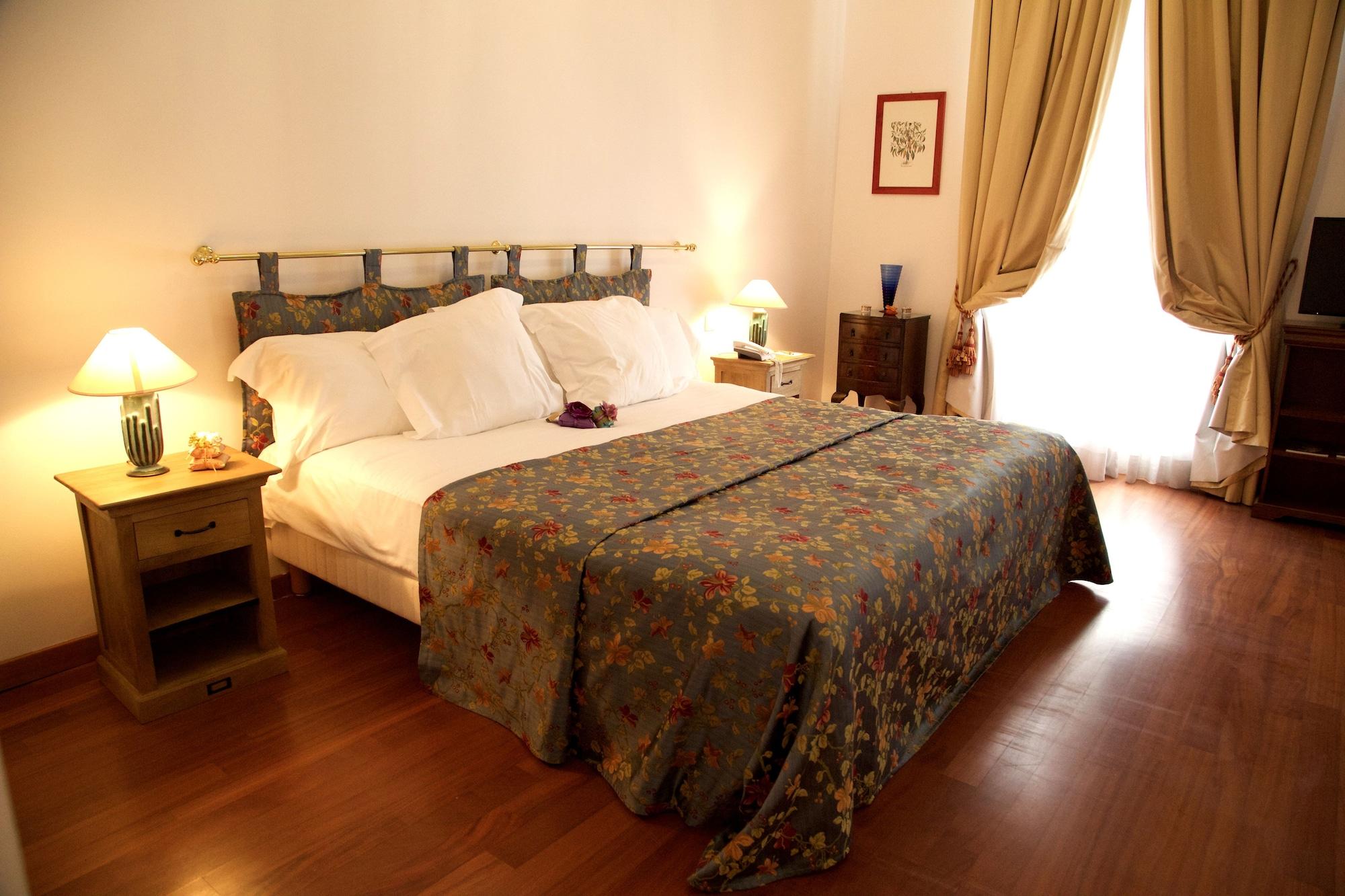 Grand Hotel Des Ambassadeurs Menton Eksteriør billede