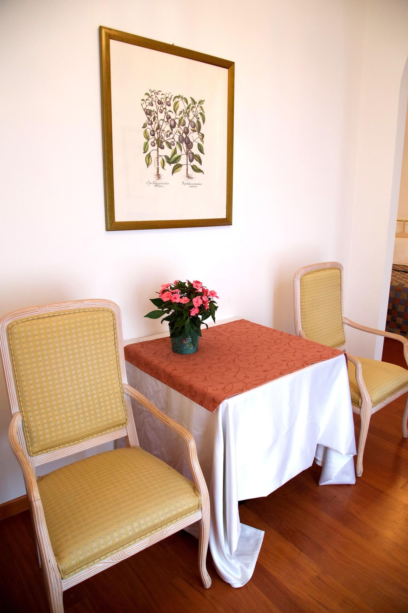 Grand Hotel Des Ambassadeurs Menton Eksteriør billede