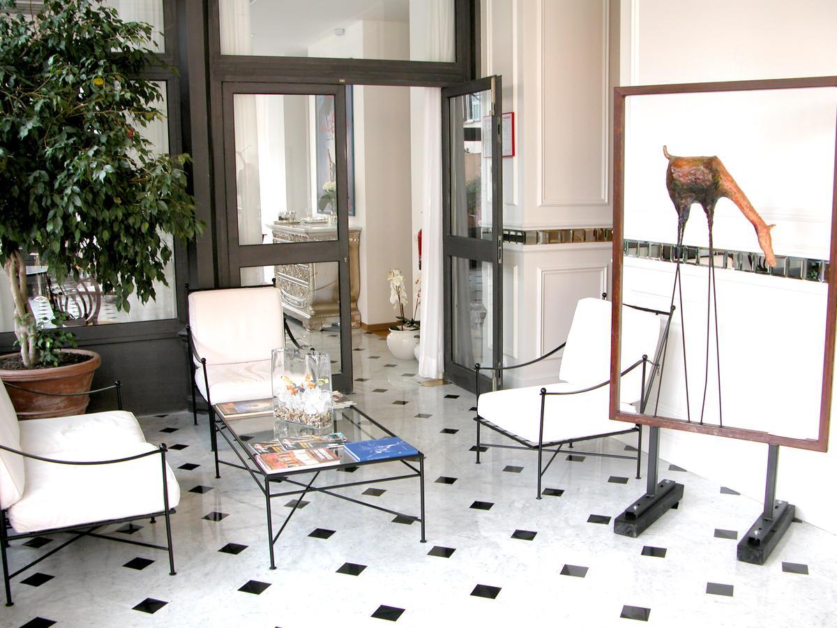 Grand Hotel Des Ambassadeurs Menton Eksteriør billede