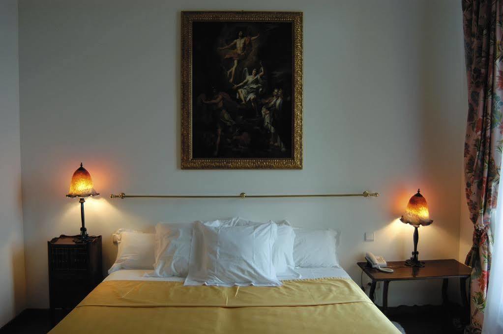 Grand Hotel Des Ambassadeurs Menton Eksteriør billede